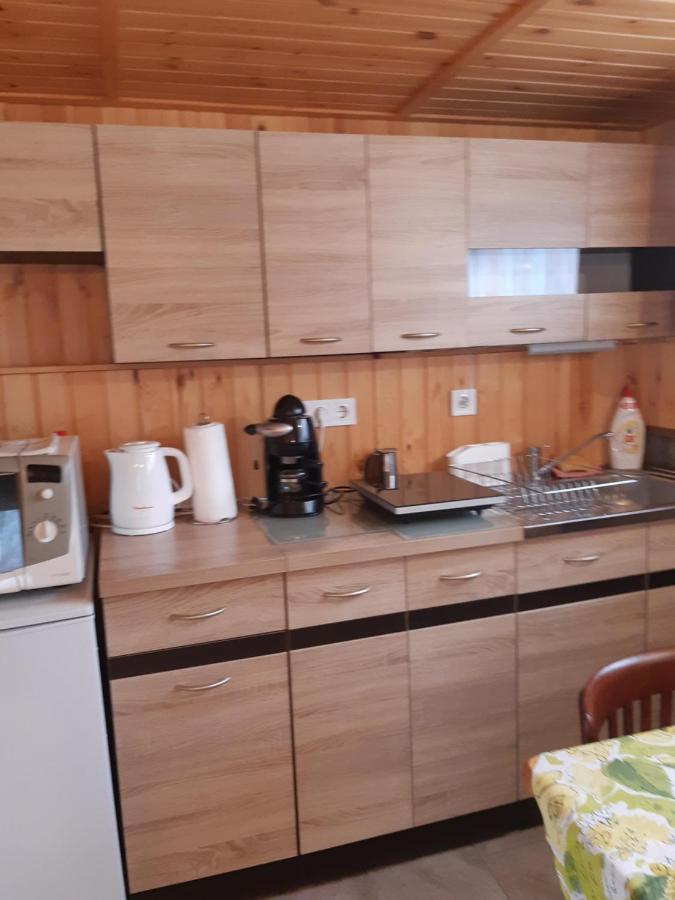 Matyas Apartman Tard Екстер'єр фото